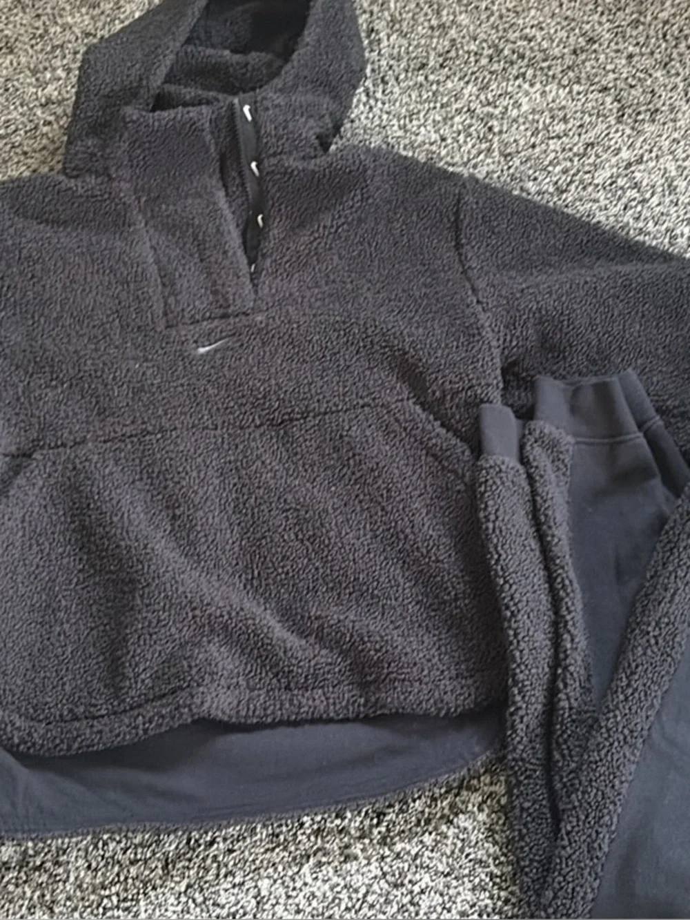 Nike Kids Black Zip-Up Sherpa hooded sweatshirt and joggers Matching Set